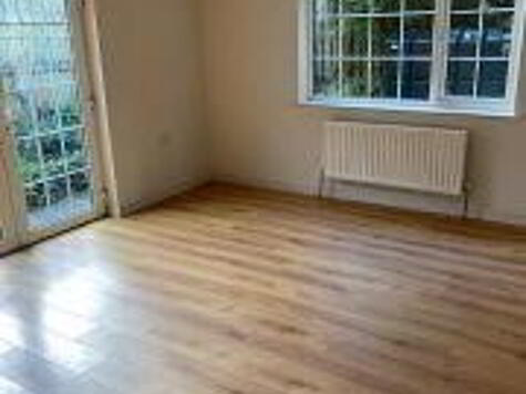 Photo 1 of 35 Inishowen Gardens, Derry, Derry