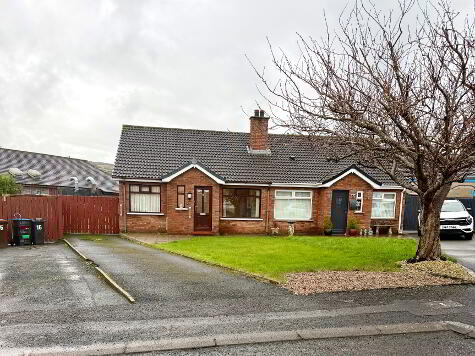 Photo 1 of 11 Meadowbank Park, Newtownabbey