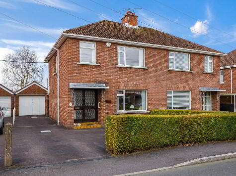 Photo 1 of 20 Laurelhill Park, Lisburn