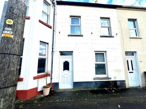 Photo 1 of 31 Albert Road, Carrickfergus