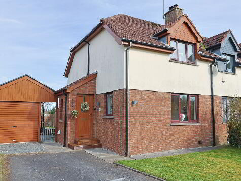 Photo 1 of 10 Old Mill Heights, Hillsborough