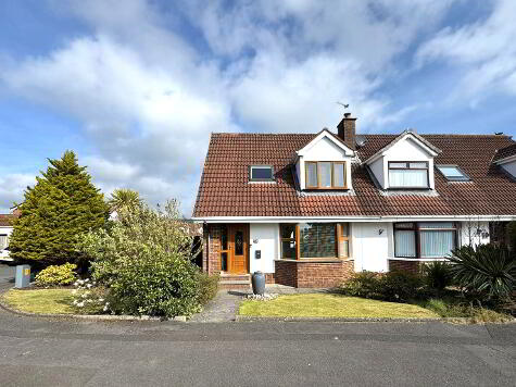 Photo 1 of 28 Hillview Avenue, Carrickfergus
