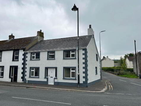 Photo 1 of 82 Main St, Derrygonnelly, Enniskillen