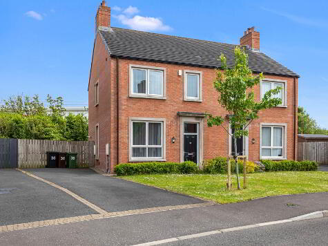 Photo 1 of 36 Wyncroft Crescent, Lisburn