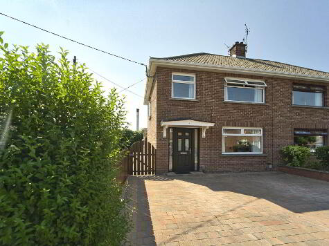 Photo 1 of 36 Lisnagarvey Drive, Lisburn