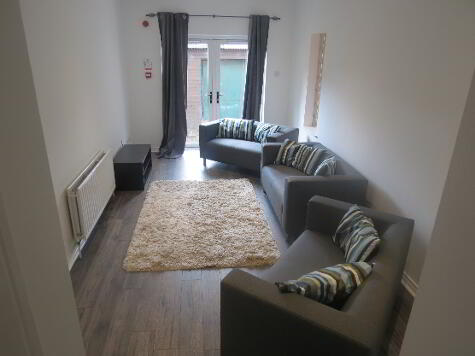 Photo 1 of 6 Lisburn Avenue, Belfast