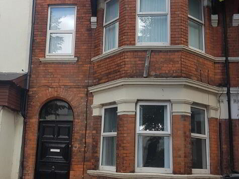 Photo 1 of Room 4, 85 Wellington Park, Lisburn Road, Belfast