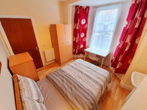 Photo 1 of Available Sept 2022 - House For Rent, 56 Tates Avenue, Belfast