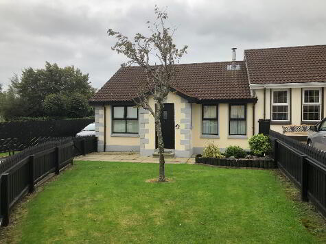 Photo 1 of 54 Altnaveigh Park, Newry