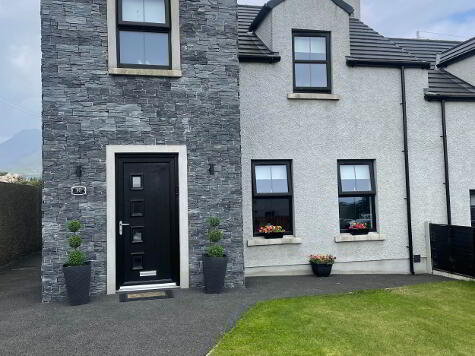 Photo 1 of 10 Darragh Court, Longstone, Annalong