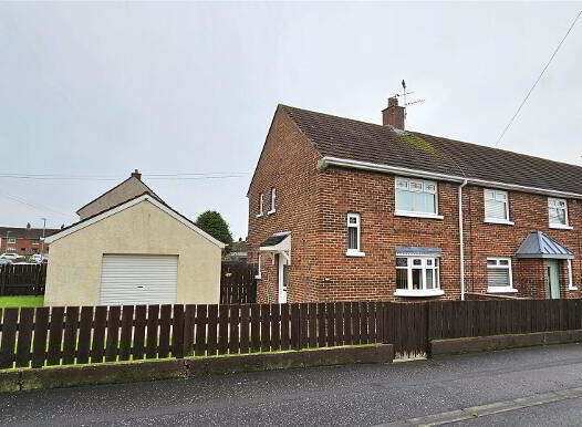 83 Sunnylands Avenue, Carrickfergus, BT38 8JT photo