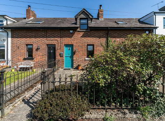 21 Green Hill, Lisburn, BT27 5SN photo