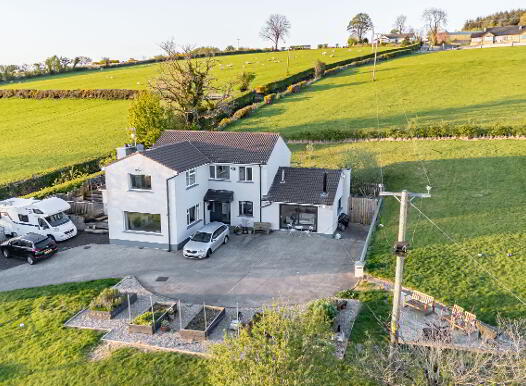 46 Foreglen Road, Derry, BT47 3TP photo