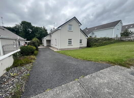13 Meadow Park, Swinford, F12R972 photo