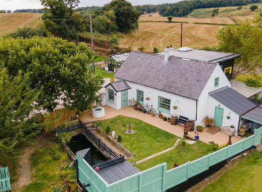 Hollytree Cottage, 10 Deer Park Road, Portaferry, Newtownards, BT22 1PW photo