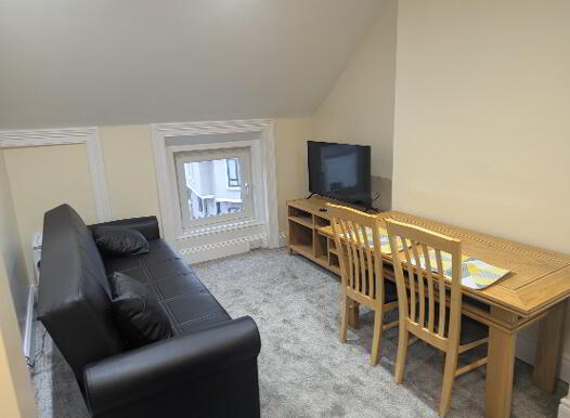 B, 19 Church Street, Dungannon, BT71 6AB photo