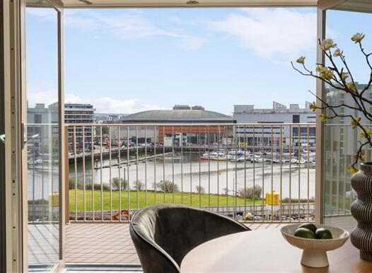 Lady Pirrie House, 1 Bedroom Apartment, 5 Shipwright Way, Titanic Quar...Belfast, BT3 9FU photo