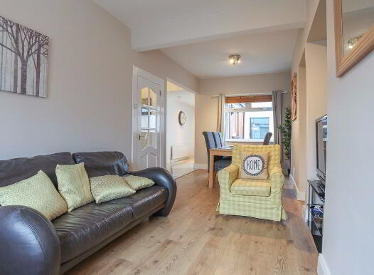 141 Donegall Avenue, Belfast South, Belfast, BT12 6LT photo