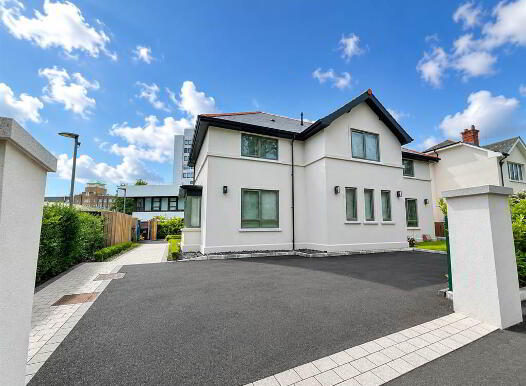 Apartment 3 4 Chlorine Gardens, Belfast, BT9 5DJ photo