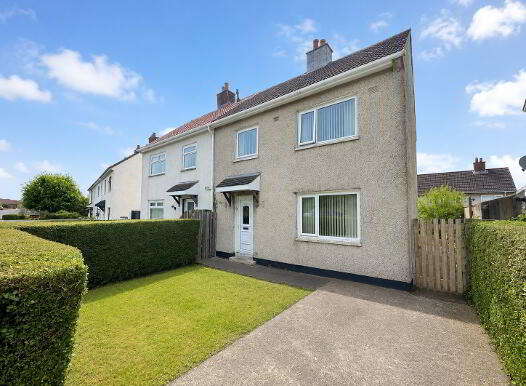 82 Northland, Carrickfergus, BT38 8LA photo