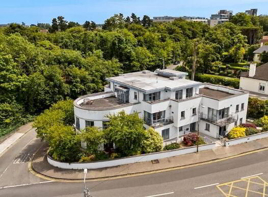 2 The Rise, Mount Merrion photo