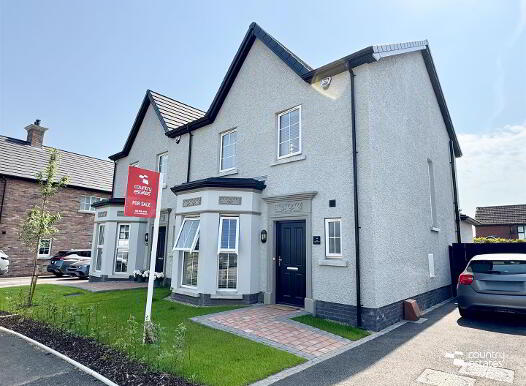 15 Elder Vale Drive, Ballyclare, BT39 8AH photo