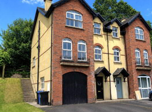 75 Foxhill, Derry, BT47 2TN photo