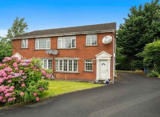 15 Strathearn Court, Holywood, BT18 9NP photo