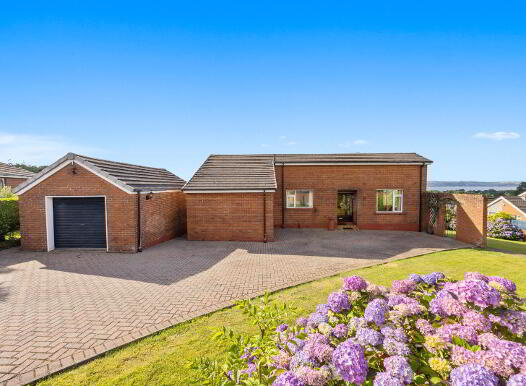 9 Glenview Avenue, Holywood, BT18 0PX photo