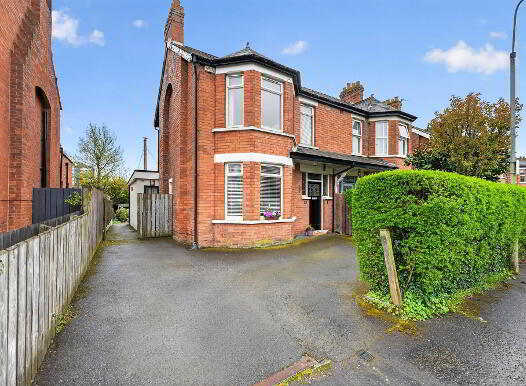 18 Onslow Gardens, Belfast, BT6 0AP photo