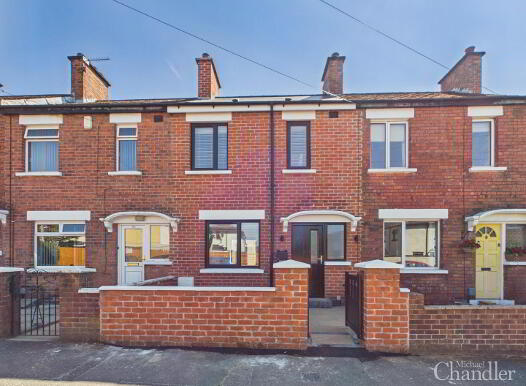 87 Ravenhill Gardens, Belfast, BT6 8GQ photo
