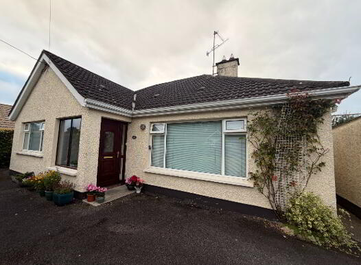 14 Ashgrove Park, Strabane, BT82 9EG photo