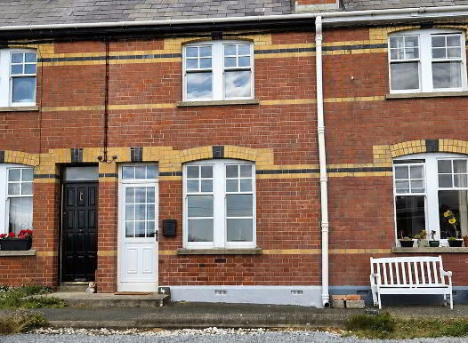 4 Coastguard Cottages, Kilkeel, BT34 4GF photo