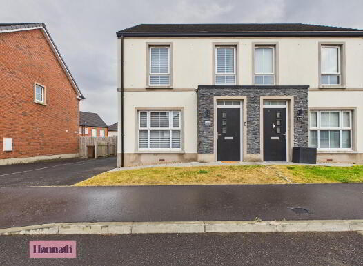 122 Carnreagh Park, Craigavon, BT64 3AP photo