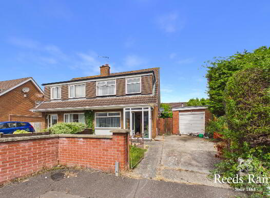 10 De Lacy Avenue, Carrickfergus, BT38 7JU photo