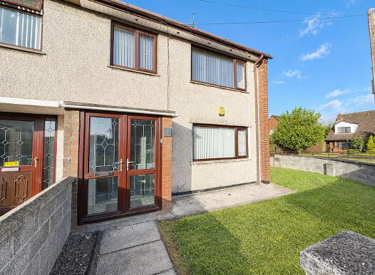 1 Beech Drive, Carrickfergus, BT38 8DY photo