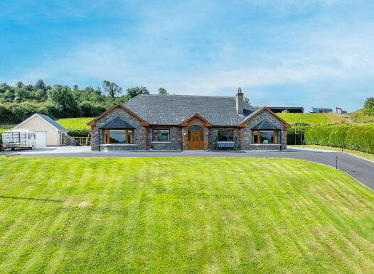 Crossrah, Mountnugent, A82W5R2 photo