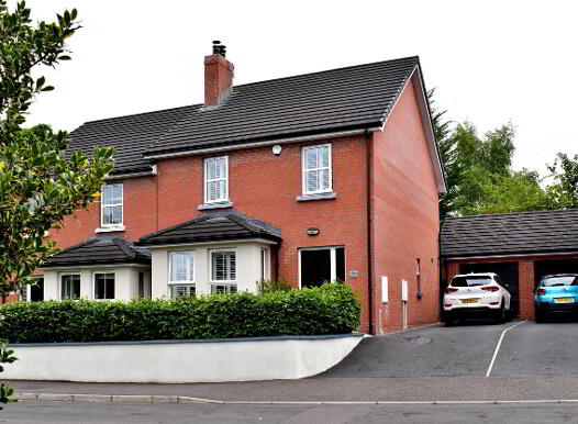 69 Mosside Road, Dunmurry, Belfast, BT17 9HH photo