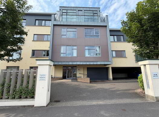 94 Castle Street, Castle Gate, Bangor, BT20 4SY photo
