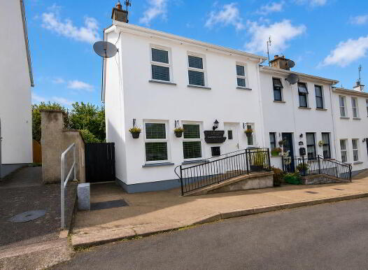 Flo & Oscars Cottage, 1 Back Lane, Ramelton, F92Y030 photo