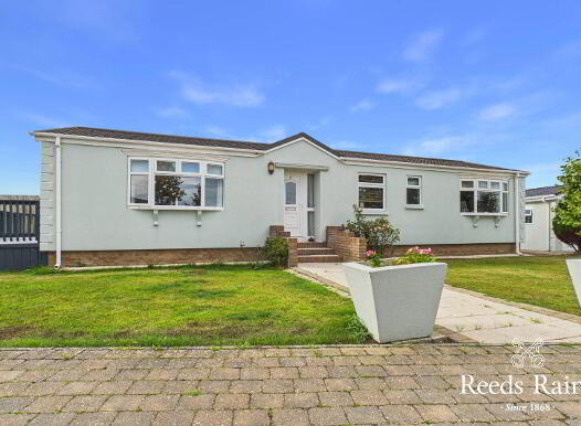 30 Kingfisher Way, Ballyhalbert, Newtownards, BT22 1BB photo