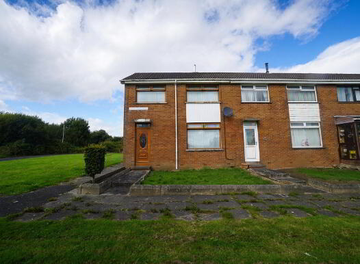 9 Burleigh Walk, Carrickfergus, BT38 8HP photo