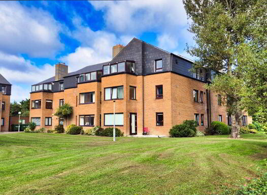 Apt 30, Radcliffe, Sutton, Sutton, D13KC59 photo