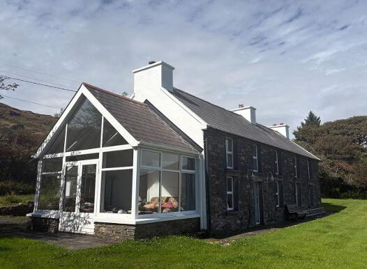 Killeen, Kilcrohane, P75NC43 photo