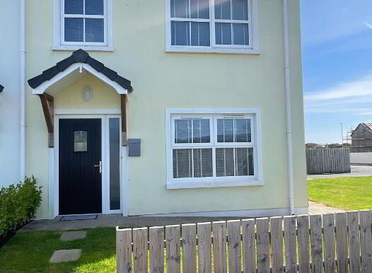 25 Larkmount, Dunavil, Kilkeel, BT34 4WT photo