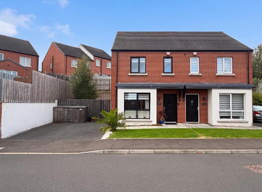 30 Buttermilk Loney, Belfast, BT14 8HG photo