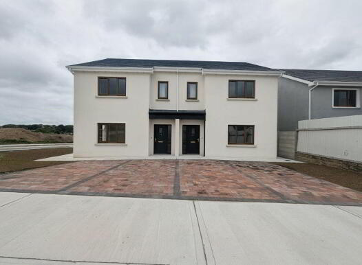 62 Macregol Pairc, Birr, R42FX24 photo