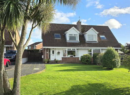 7 Hillview Green, Carrickfergus, BT38 8YX photo