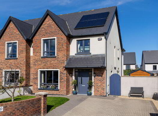 15 Hazelbrook, Kinsealy Lane, Malahide, K36P772 photo