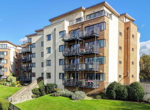 61 The Crescent, Carrickmines Manor, Carrickmines, D18Y567 photo